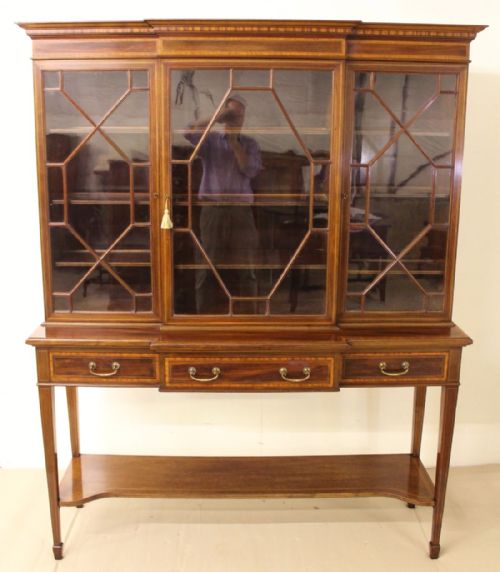 fig 1. Inlaid Mahogany Bookcase by Edwards and Roberts