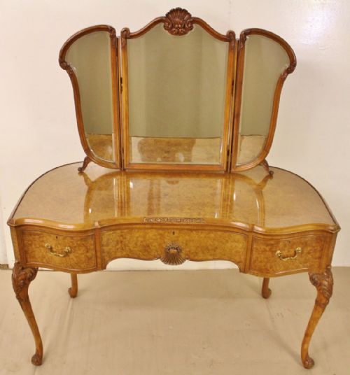 Burr Walnut Dressing Table by Hille of London