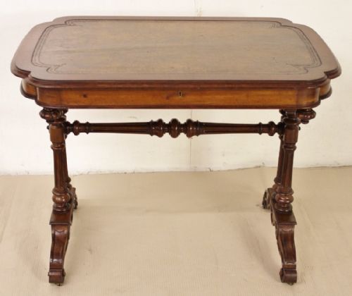 fig 1. Early Victorian Mahogany Table by Johnstone and Jeanes