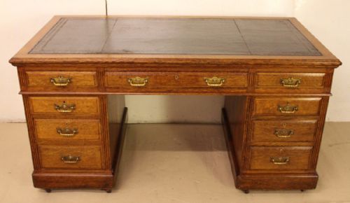 Victorian Golden Oak Pedestal Desk