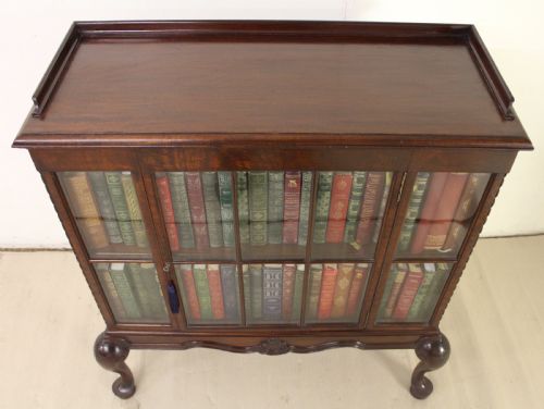 fig 2. Mahogany Bookcase by Waring and Gillow