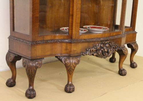 fig 4. Waring & Gillow Walnut Display Cabinet