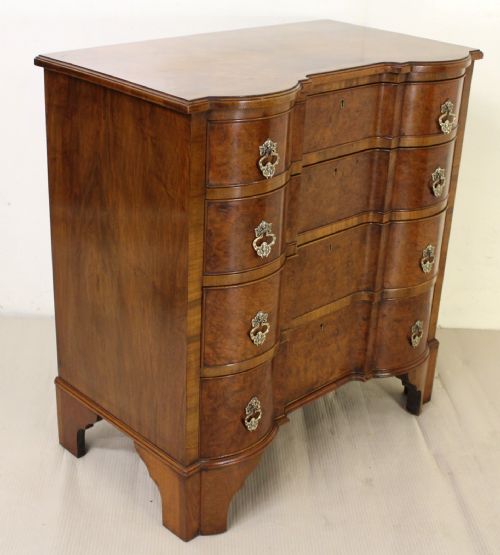 Burr Walnut Serpentine Fronted Chest of Drawers