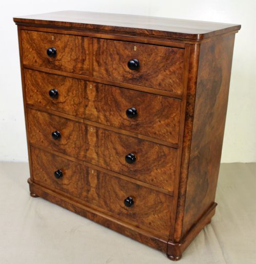 Victorian Burr Walnut Chest of Drawers