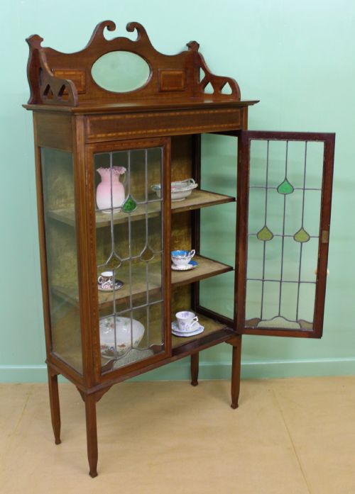 ARTS AND CRAFTS INLAID MAHOGANY DISPLAY CABINET - ADDITIONAL PHOTO 3