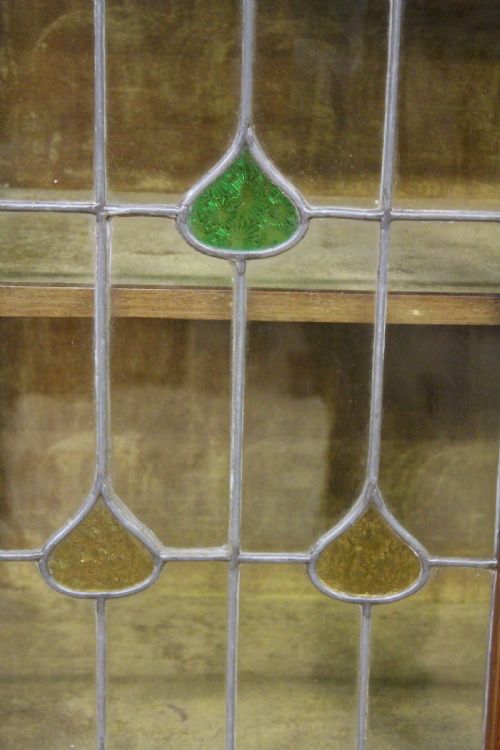 ARTS AND CRAFTS INLAID MAHOGANY DISPLAY CABINET - ADDITIONAL PHOTO 4