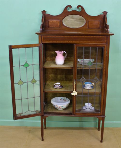 ARTS AND CRAFTS INLAID MAHOGANY DISPLAY CABINET - ADDITIONAL PHOTO 9