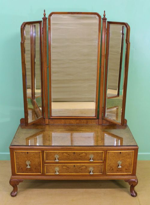 Waring and Gillow Burr Walnut Dressing Table