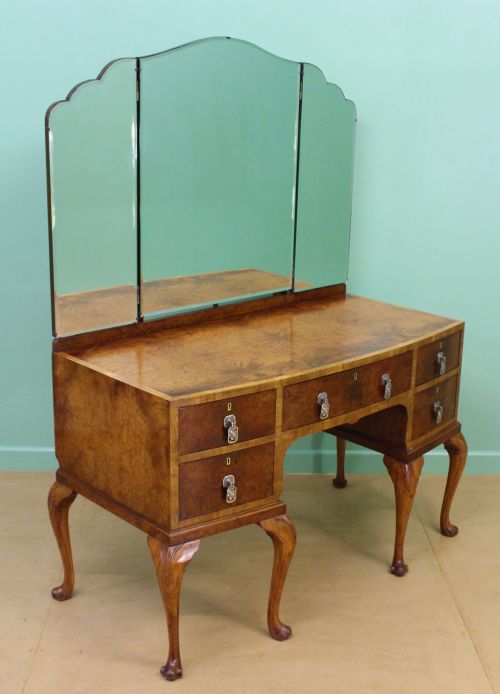 Burr Walnut Queen Anne Style Dressing Table