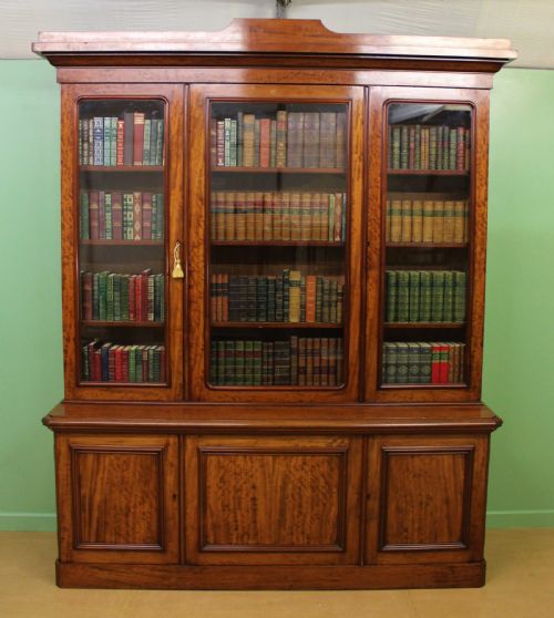 Fine Quality Victorian Figured Mahogany Library Bookcase