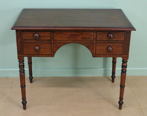 Georgian Mahogany Side Table