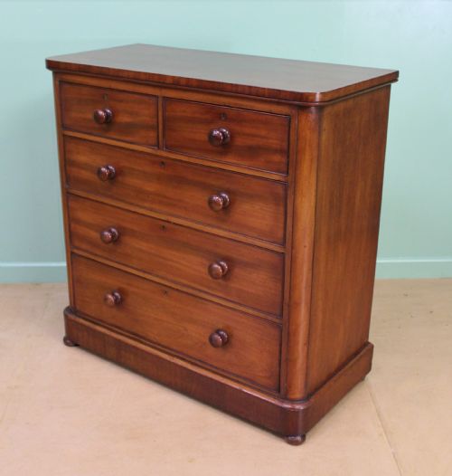 Victorian Mahogany Chest of Drawers