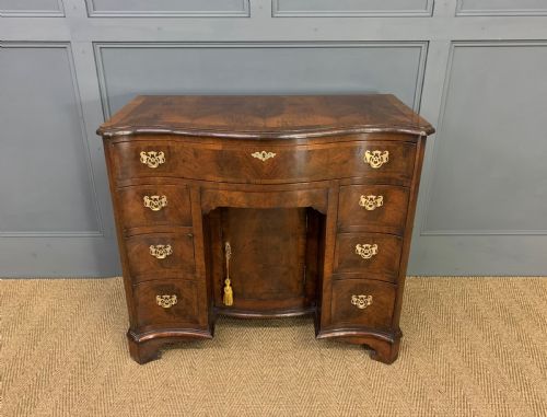 Burr Walnut Serpentine Fronted Knee Hole Desk