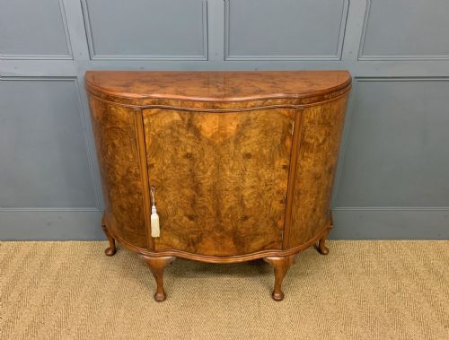 Burr Walnut Serpentine Commode