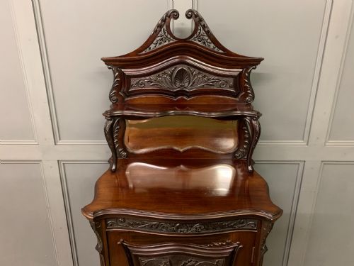 fig 1. Maple and Co. Victorian Mahogany Cabinet