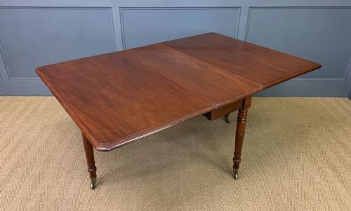 19th Century Mahogany "Cottage" Dining Table