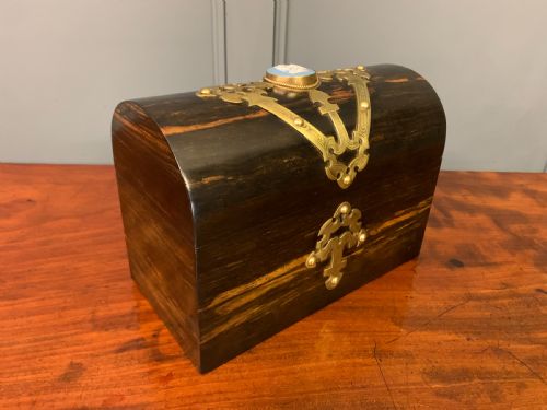 VICTORIAN COROMANDEL STATIONARY CASKET - ADDITIONAL PHOTO 5