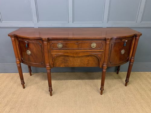 Georgian Mahogany Bow Fronted Sideboard