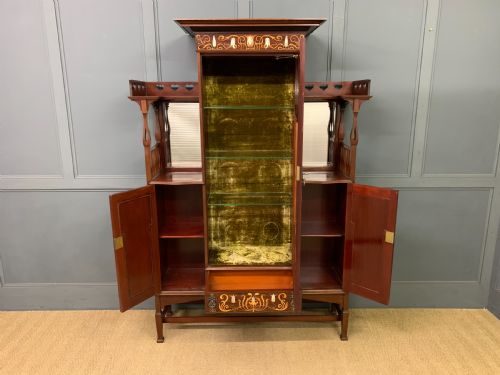 fig 5. Arts and Crafts Display Cabinet by Shapland and Petter