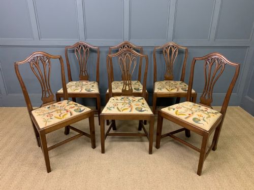 Set of 6 19th Century Mahogany Dining Chairs