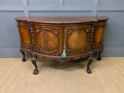 fig 1. Chippendale Style Mahogany Commode by Gill & Reigate