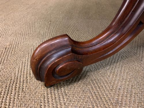 VICTORIAN ROSEWOOD LOO TABLE - ADDITIONAL PHOTO 6
