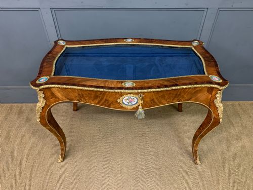 FINE 19TH CENTURY BIJOUTERIE TABLE - ADDITIONAL PHOTO 3