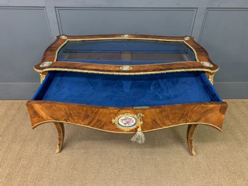 FINE 19TH CENTURY BIJOUTERIE TABLE - ADDITIONAL PHOTO 7