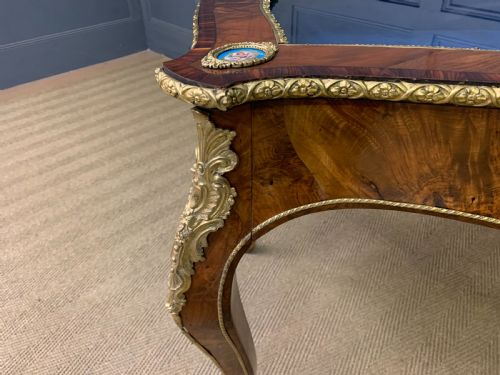 FINE 19TH CENTURY BIJOUTERIE TABLE - ADDITIONAL PHOTO 13