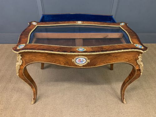 FINE 19TH CENTURY BIJOUTERIE TABLE - ADDITIONAL PHOTO 17