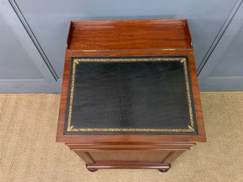 GILLOWS EARLY VICTORIAN MAHOGANY DAVENPORT - ADDITIONAL PHOTO 4