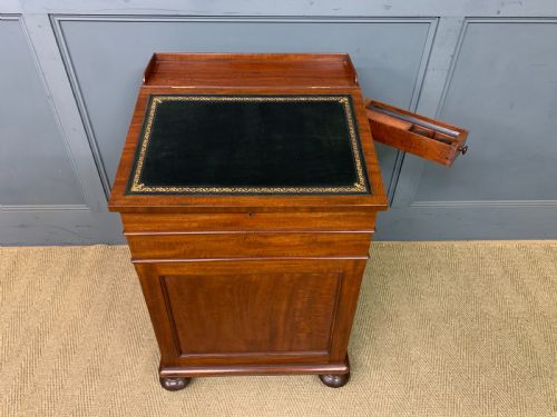 GILLOWS EARLY VICTORIAN MAHOGANY DAVENPORT - ADDITIONAL PHOTO 16