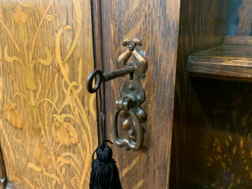 SHAPLAND AND PETTER ARTS AND CRAFTS OAK SIDEBOARD - ADDITIONAL PHOTO 8