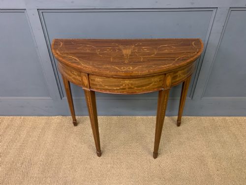 FINE QUALITY INLAID MAHOGANY CARD TABLE - ADDITIONAL PHOTO 1