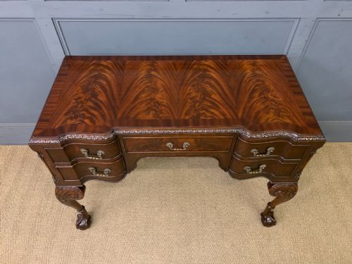 FLAME MAHOGANY CHIPPENDALE STYLE WRITING DESK - ADDITIONAL PHOTO 3