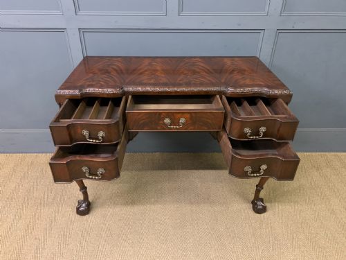 FLAME MAHOGANY CHIPPENDALE STYLE WRITING DESK - ADDITIONAL PHOTO 6
