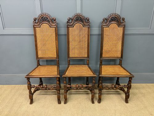 SET OF 3 CAROLEAN STYLE CHAIRS - ADDITIONAL PHOTO 3