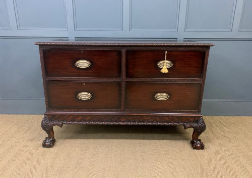 LARGE MAHOGANY CHIPPENDALE STYLE CHEST - ADDITIONAL PHOTO 1