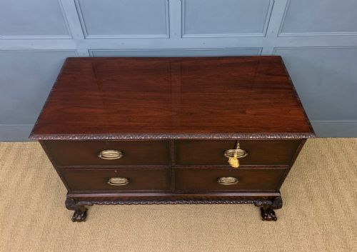 LARGE MAHOGANY CHIPPENDALE STYLE CHEST - ADDITIONAL PHOTO 2