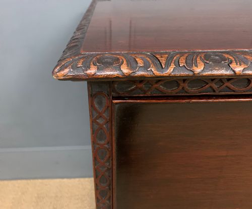 LARGE MAHOGANY CHIPPENDALE STYLE CHEST - ADDITIONAL PHOTO 6