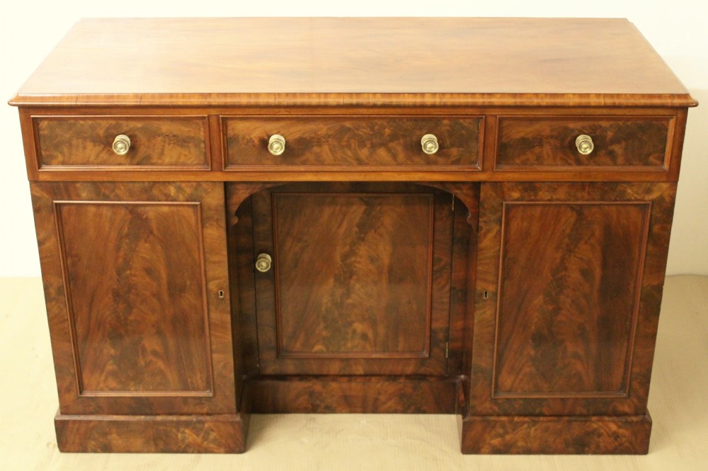 Early Victorian Mahogany Side Cabinet