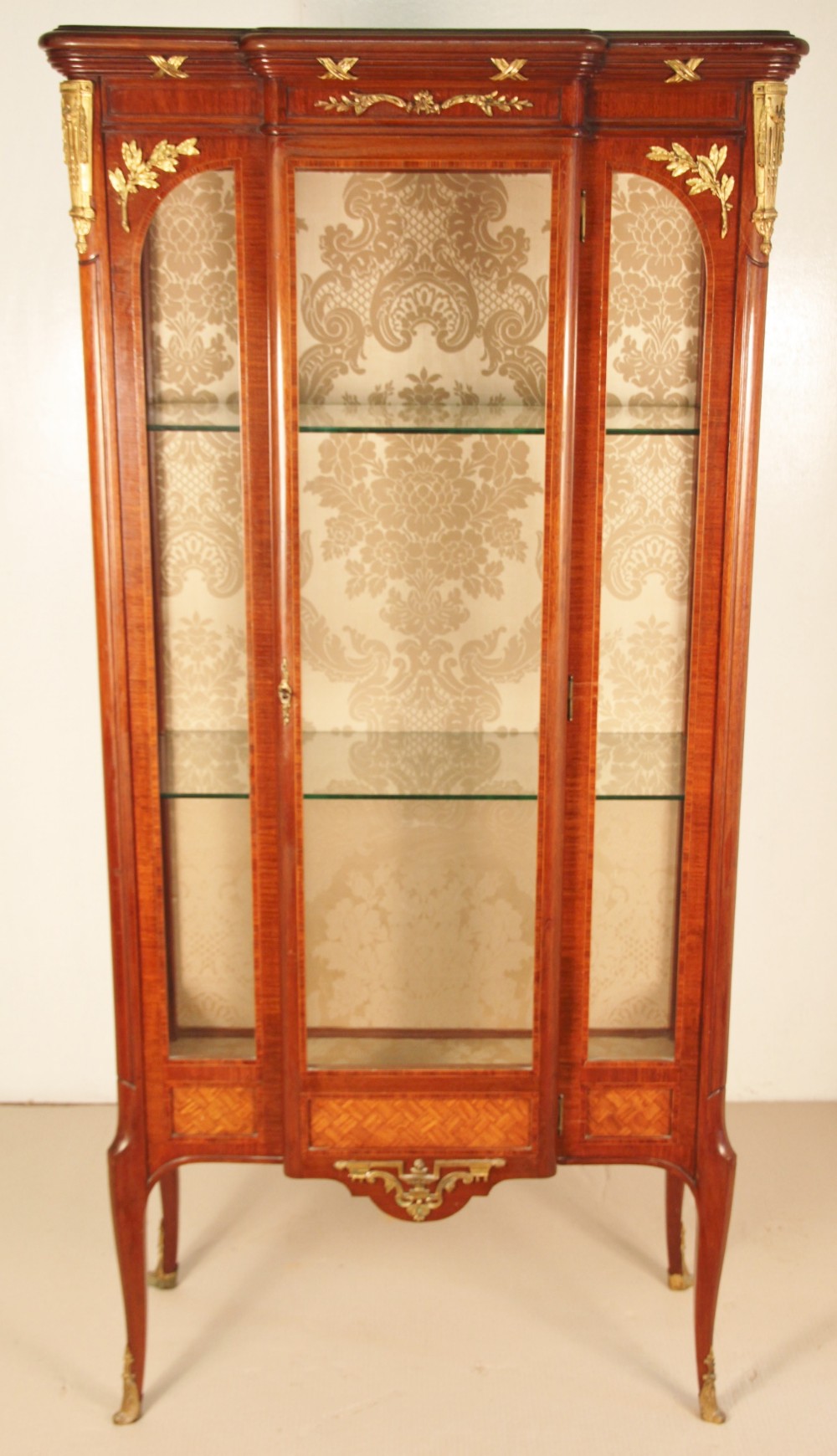 Good Quality French Mahogany Vitrine