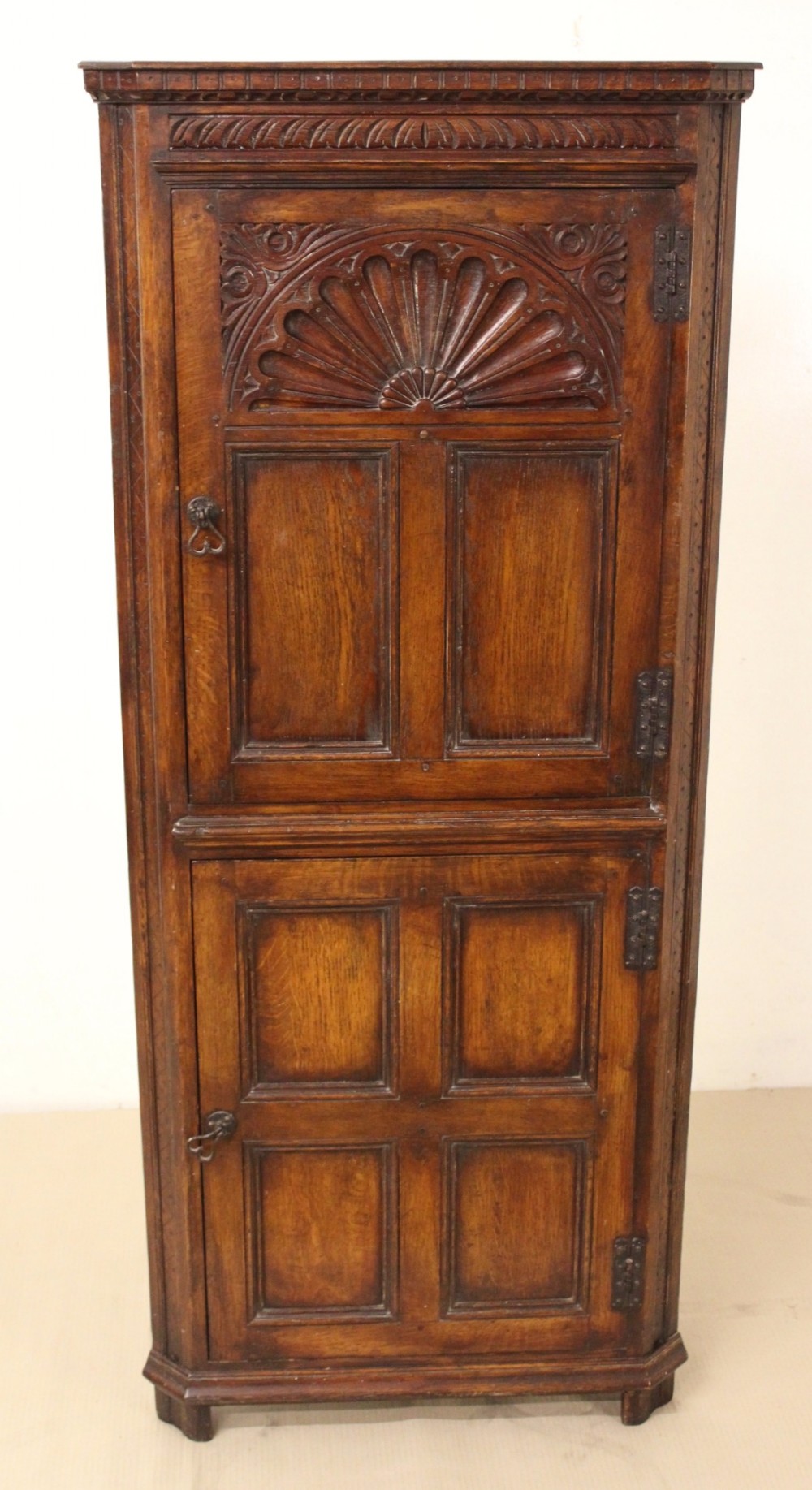 Ipswich Oak Corner Cupboard