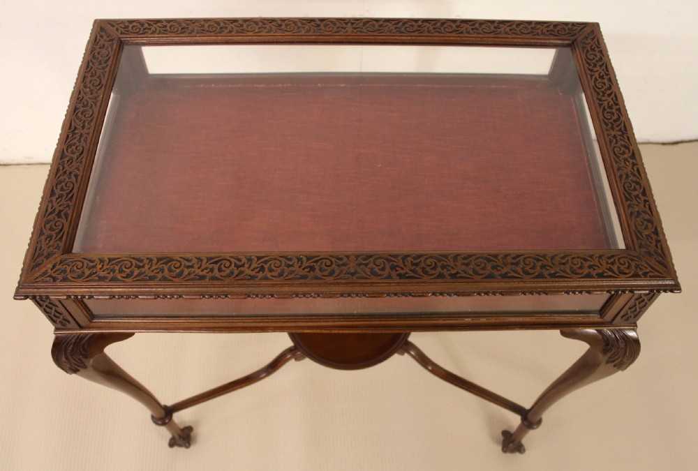 Mahogany Bijouterie Table View III