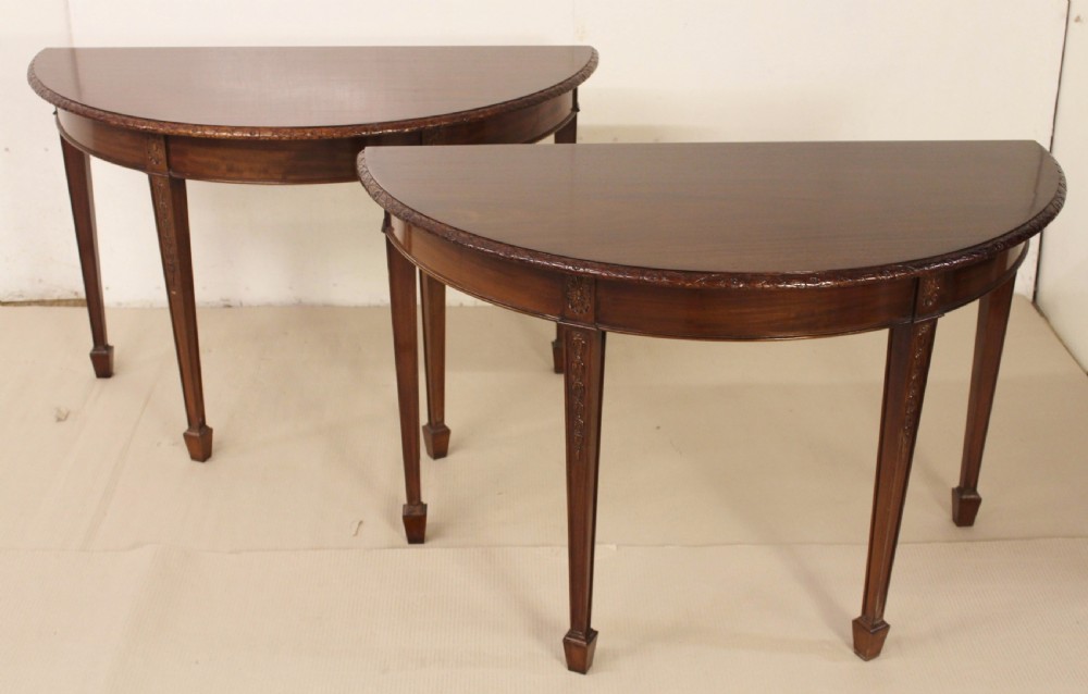 Mahogany D-End Dining Table by Waring and Gillow View IV