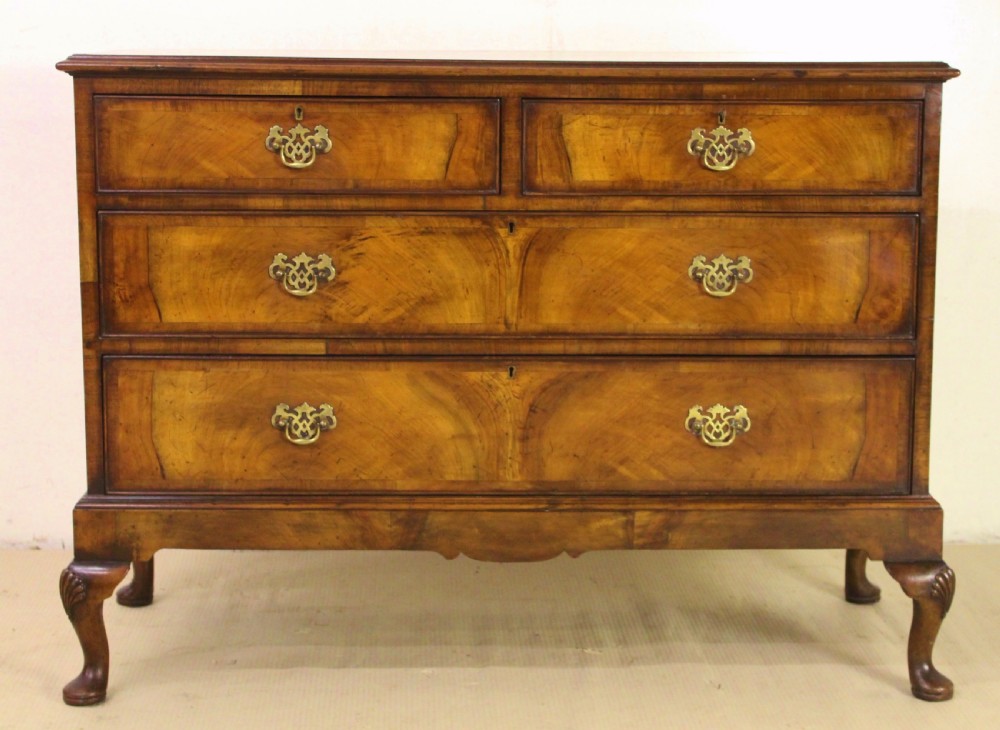 Queen Anne Style Burr Walnut Chest of Drawers View VI