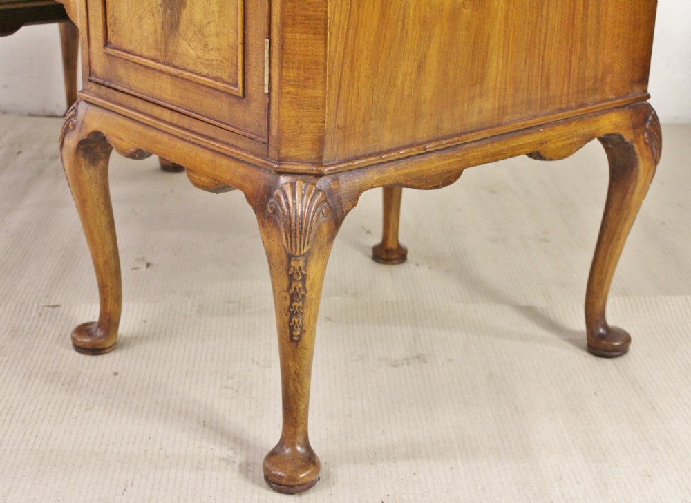 Queen Anne Style Burr Walnut Sidebaord View V