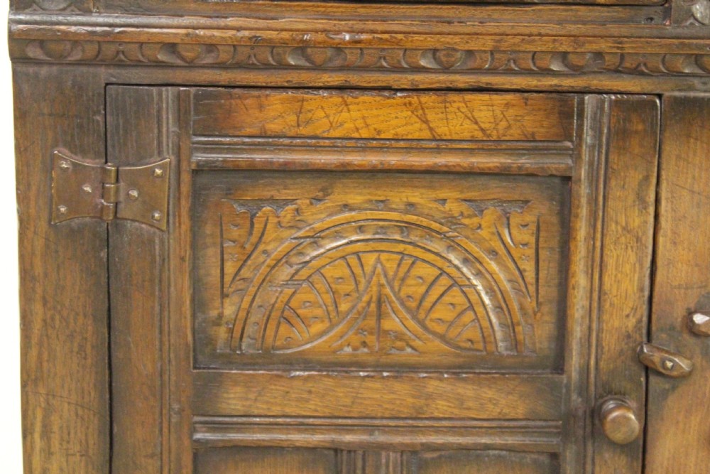 Ipswich Oak Dresser View X