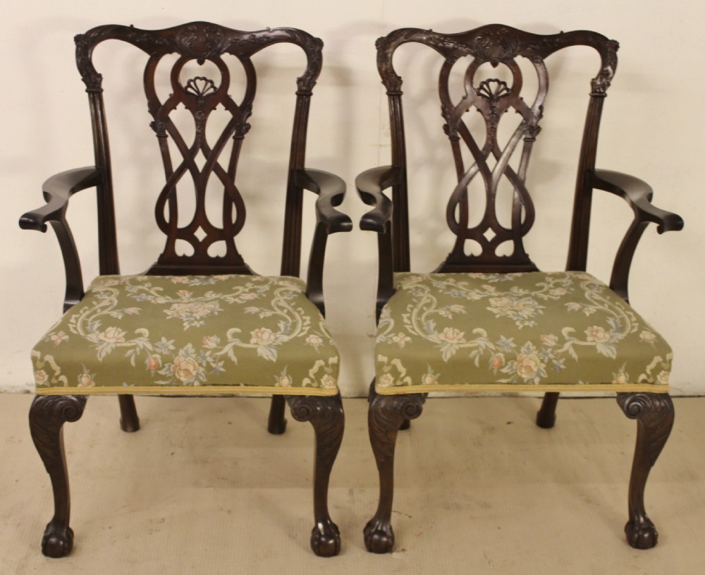 Set of 6 Chippendale Style Mahogany Dining Chairs View II