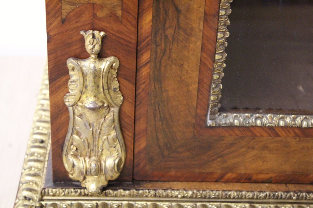 Superior Victorian Burr Walnut Pier Cabinet View XIII